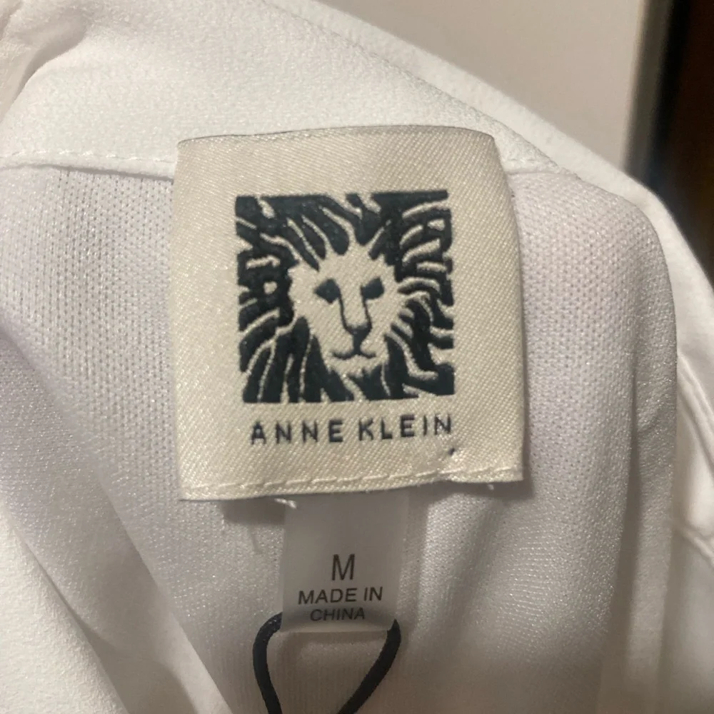 Anne Klein Blouse - Picture 10 of 12